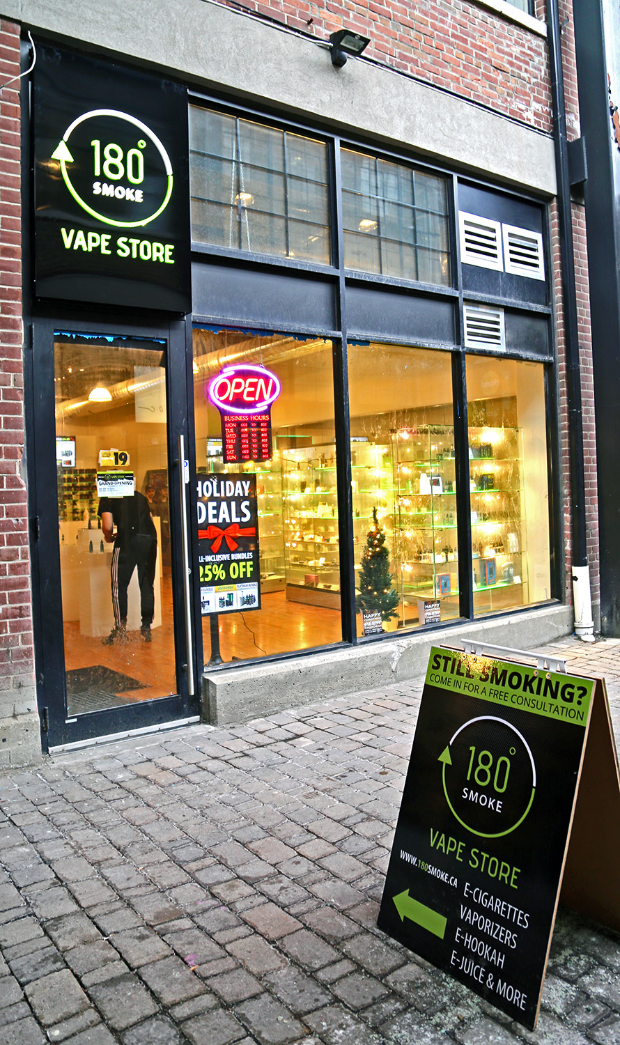 Featured Customer of the Month: 180 Smoke Vape Store blog post cover image