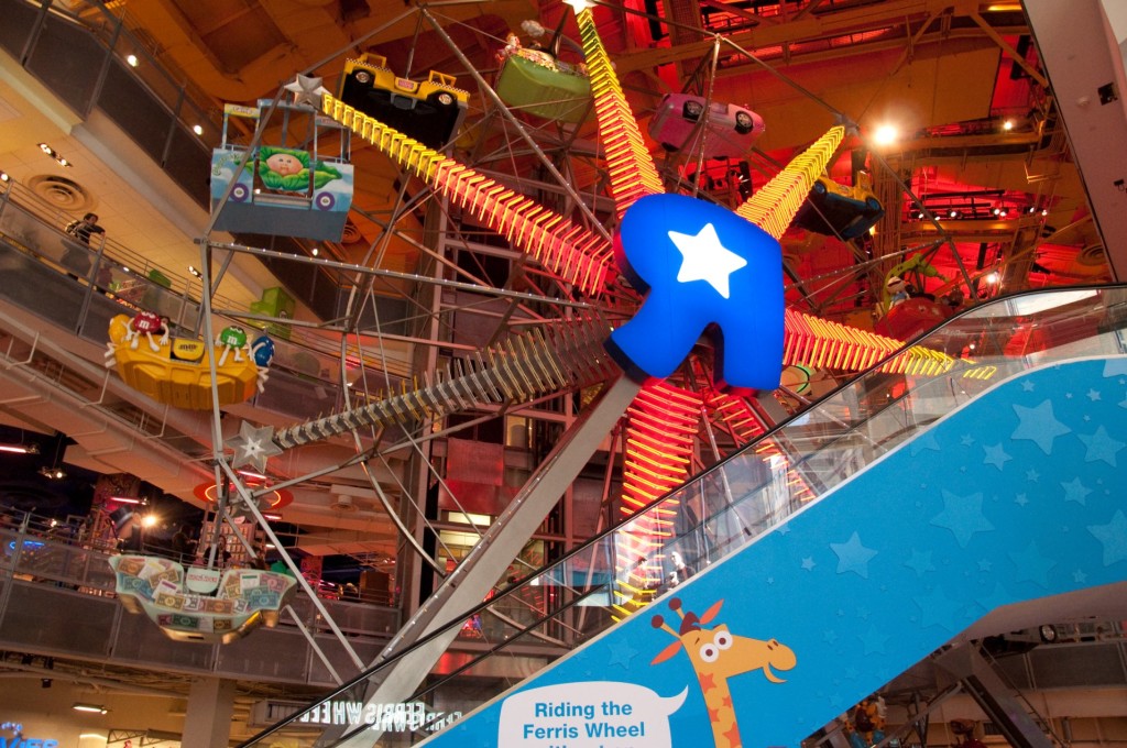 Flagship Toys 'R' Us store in Times Square is closing